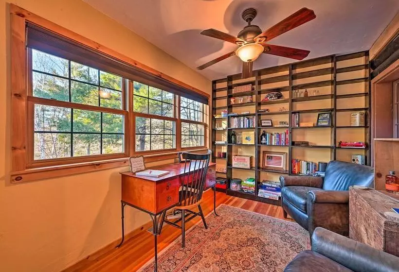 Log Cabin In Wilmington W/ Hot Tub Near Skiing!