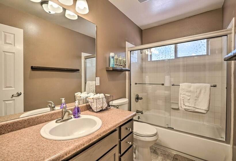 Hilltop Haven In Florissant: Deck + Mountain View!