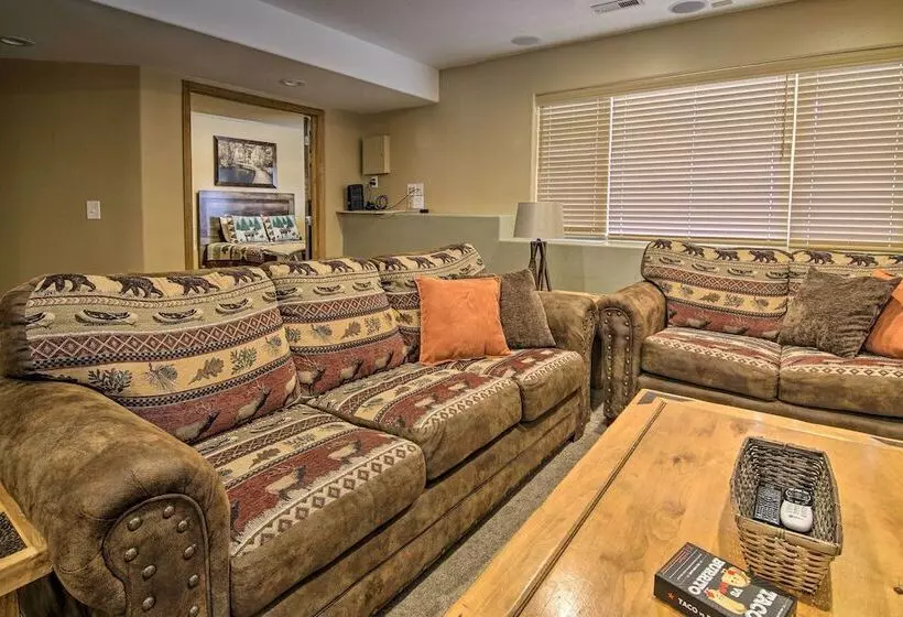 Hilltop Haven In Florissant: Deck + Mountain View!