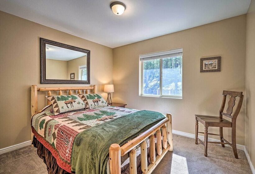 Hilltop Haven In Florissant: Deck + Mountain View!