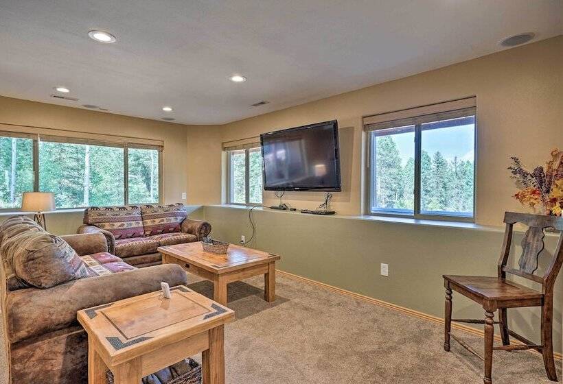 Hilltop Haven In Florissant: Deck + Mountain View!