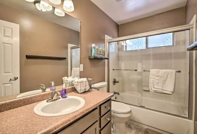 Hilltop Haven In Florissant: Deck + Mountain View!