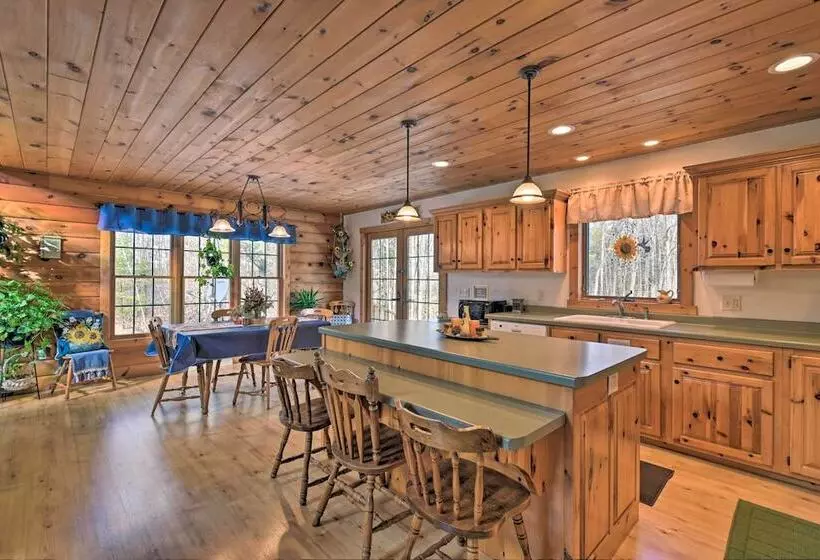 Homey Gresham Getaway: Ski, Hike, Explore & Relax!