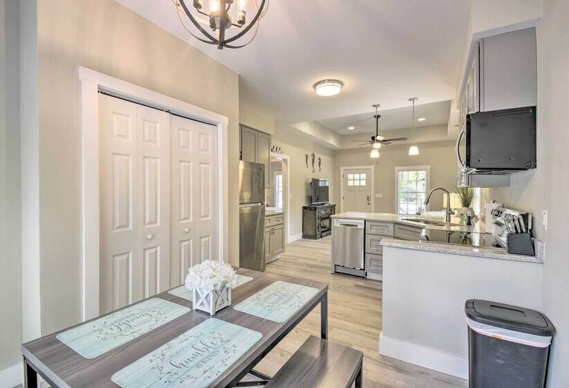 Inviting Home < 2 Mi To Ocean Isle Beach Pier