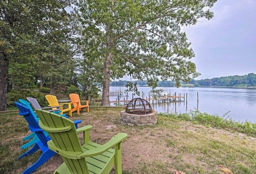 Riverfront Paradise W/ Hot Tub & Pool In Kinsale!