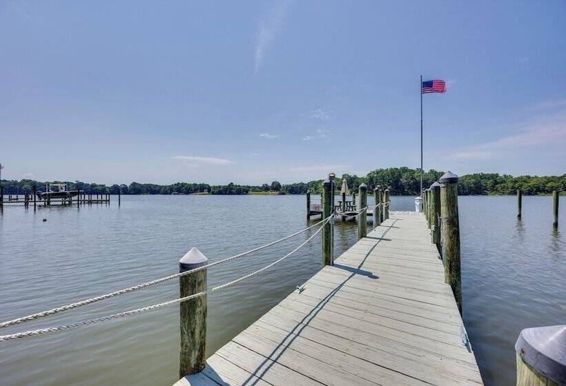 Riverfront Paradise W/ Hot Tub & Pool In Kinsale!