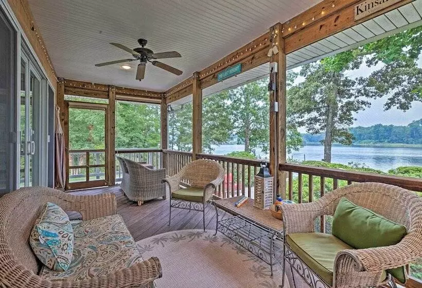 Riverfront Paradise W/ Hot Tub & Pool In Kinsale!
