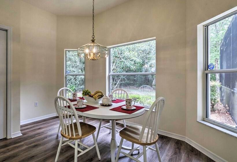 Luxe House W/ Lanai + Pool, 2 Miles To Golf!