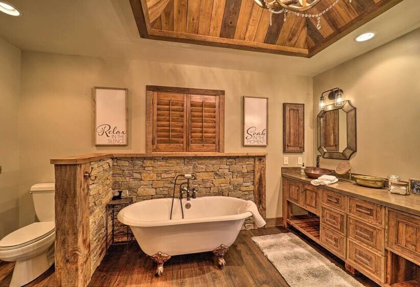 Luxe Beech Mtn Cabin W/ Hot Tub: 2 Mi To Skiing!