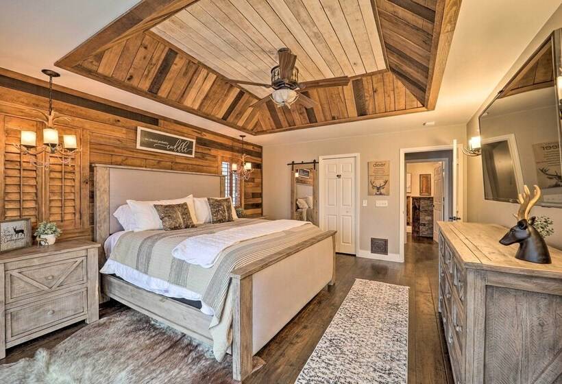 Luxe Beech Mtn Cabin W/ Hot Tub: 2 Mi To Skiing!