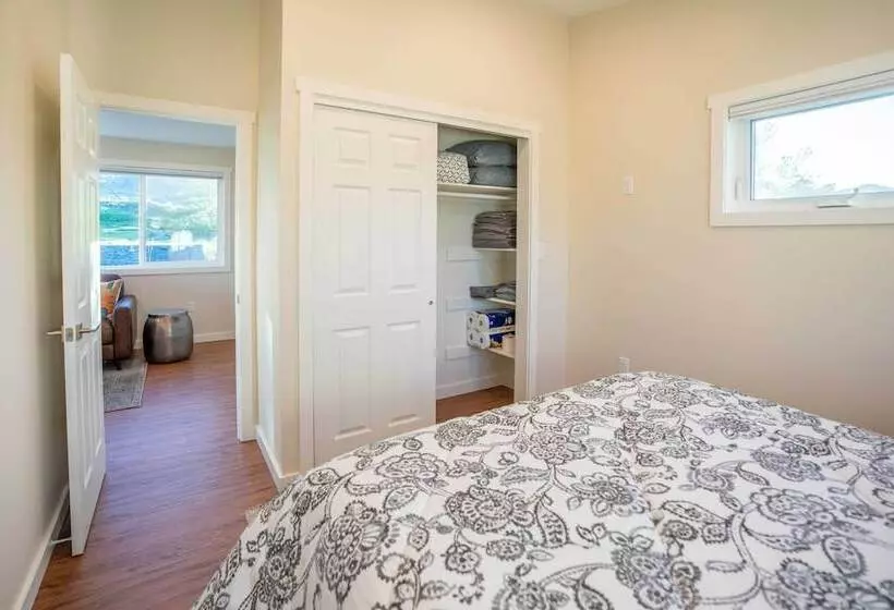 Golden Cottage Near Red Rocks & Denver!