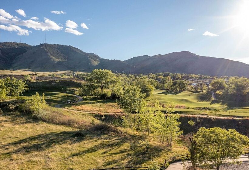 Golden Cottage Near Red Rocks & Denver!