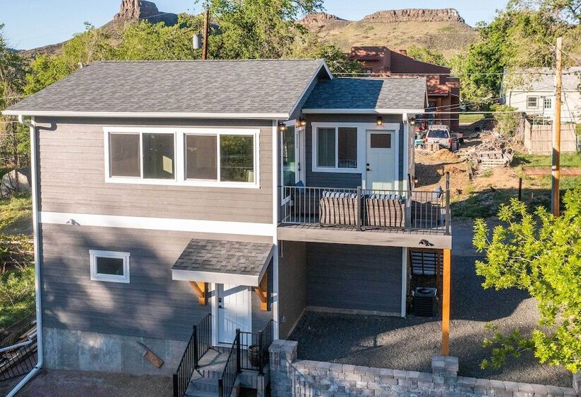 Golden Cottage Near Red Rocks & Denver!