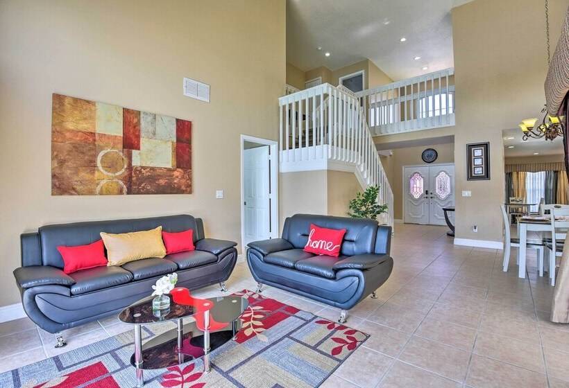 Lake View Home W/ Game Room In Orlando!