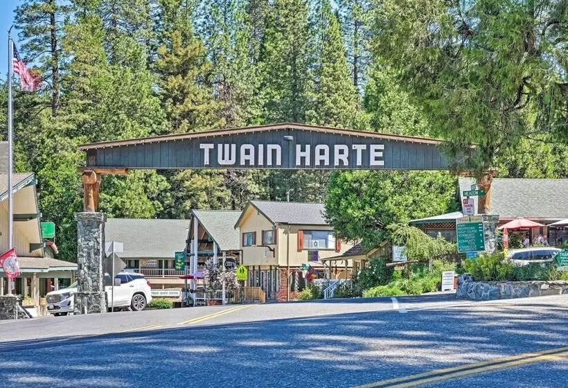 Home W/ Serene Deck In Twain Harte!