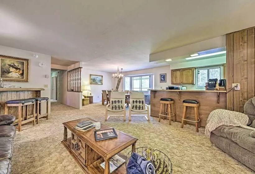 Home W/ Serene Deck In Twain Harte!