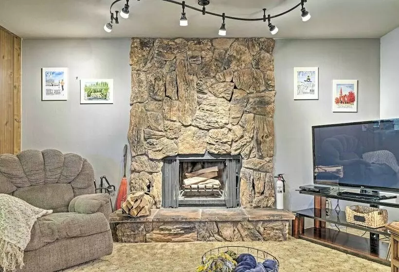 Home W/ Serene Deck In Twain Harte!