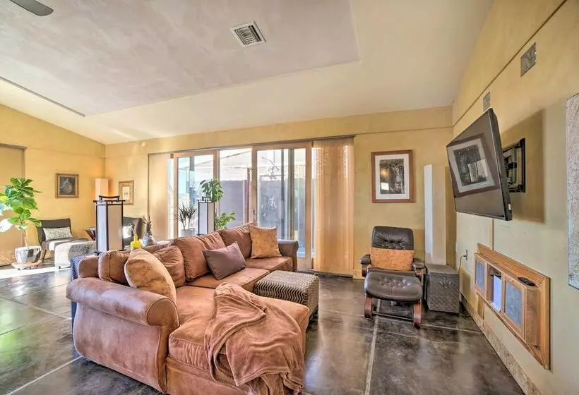 Mtn View Home W/ Fenced Backyard In Rimrock!