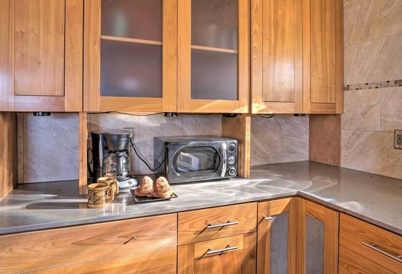 Mtn View Home W/ Fenced Backyard In Rimrock!