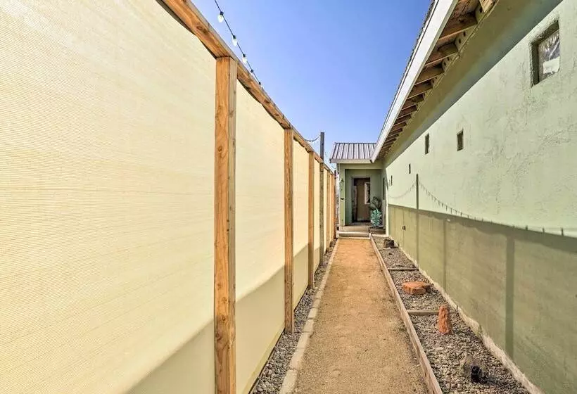 Mtn View Home W/ Fenced Backyard In Rimrock!