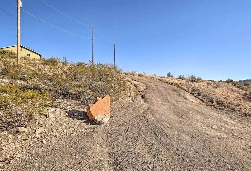 Mtn View Home W/ Fenced Backyard In Rimrock!