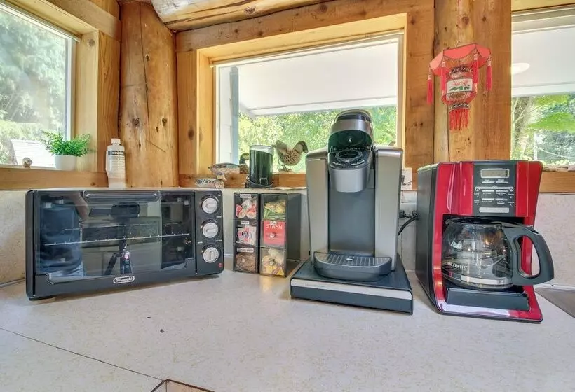 Rustic Bandon Log Cabin On 5 Acres Of Woodlands!