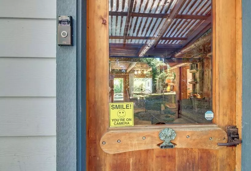 Rustic Bandon Log Cabin On 5 Acres Of Woodlands!