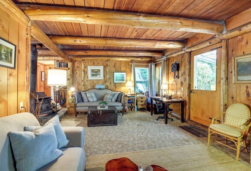 Rustic Bandon Log Cabin On 5 Acres Of Woodlands!