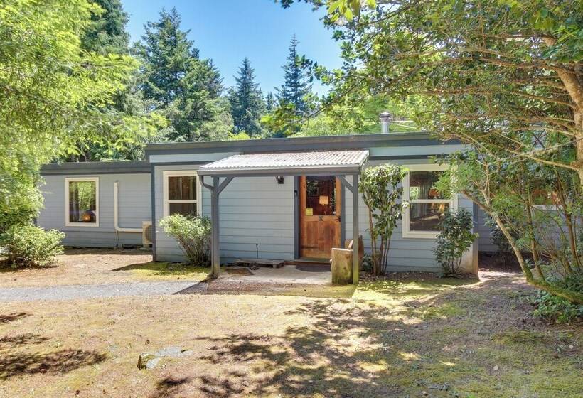 Rustic Bandon Log Cabin On 5 Acres Of Woodlands!