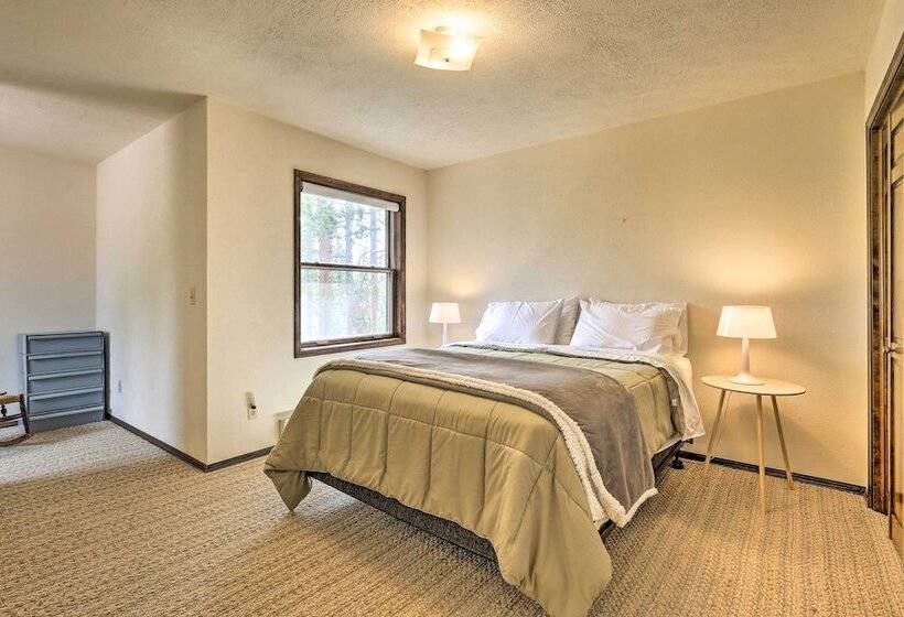 2 Mi To Grand Lake: Cabin W/ Fireplace & Library!