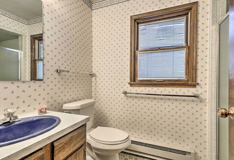 2 Mi To Grand Lake: Cabin W/ Fireplace & Library!