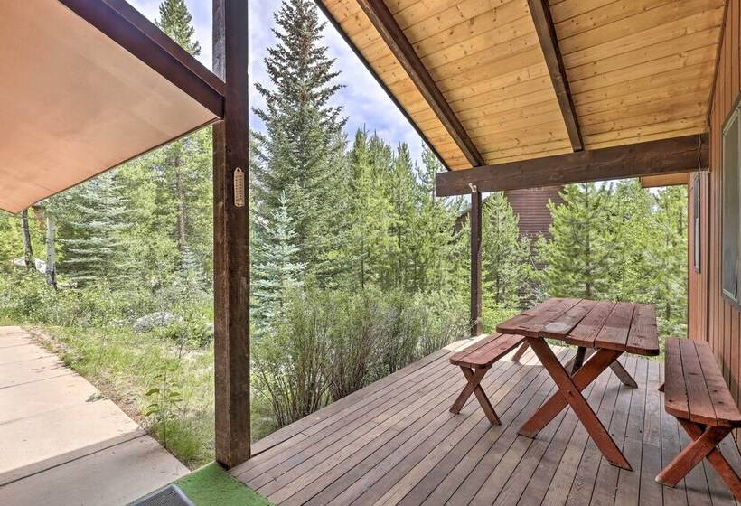 2 Mi To Grand Lake: Cabin W/ Fireplace & Library!