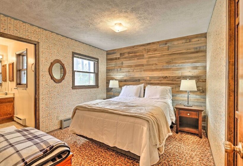 2 Mi To Grand Lake: Cabin W/ Fireplace & Library!