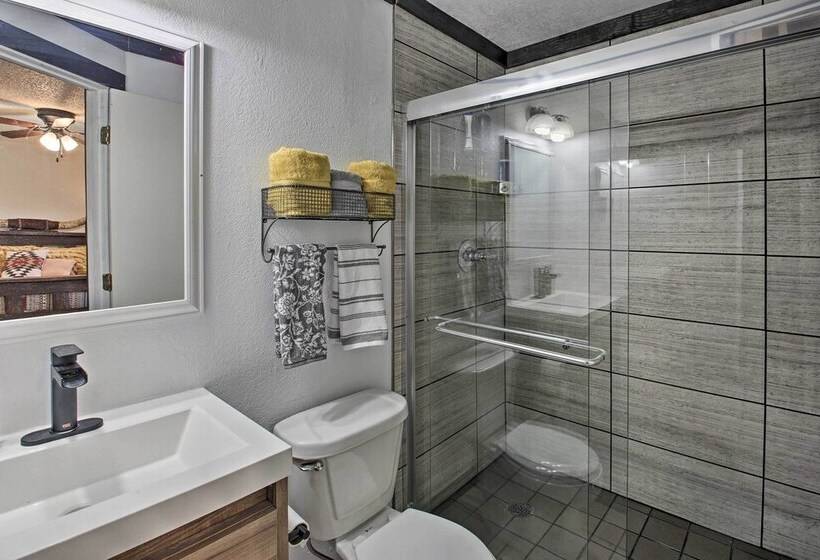 Secluded Boles Home Near River: Pets Welcome!