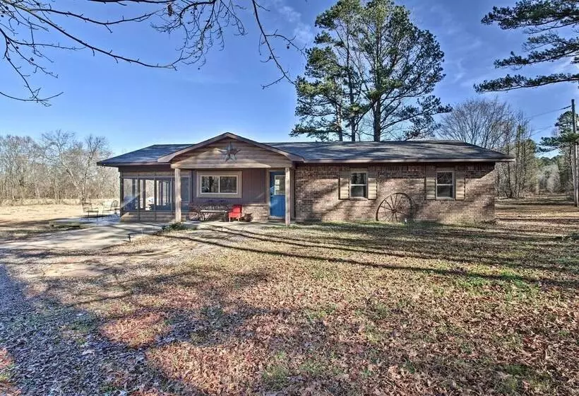 Secluded Boles Home Near River: Pets Welcome!