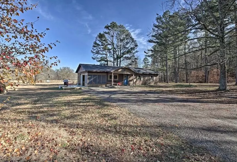 Secluded Boles Home Near River: Pets Welcome!