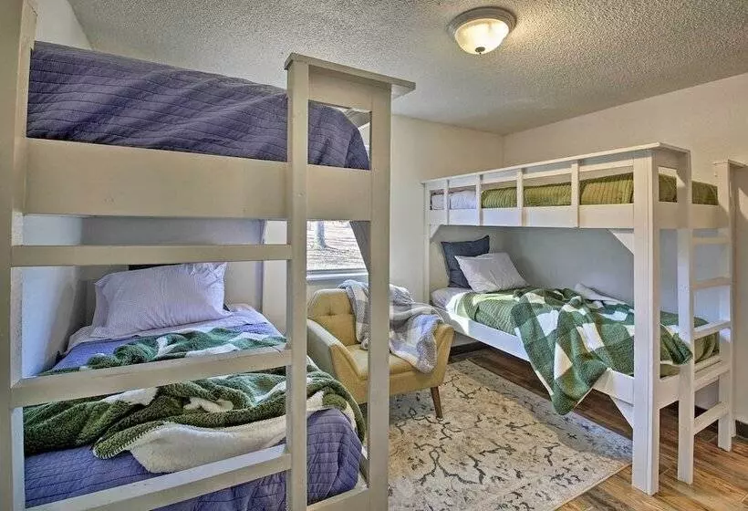 Secluded Boles Home Near River: Pets Welcome!