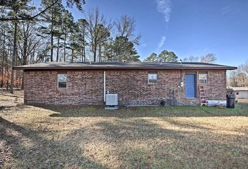 Secluded Boles Home Near River: Pets Welcome!