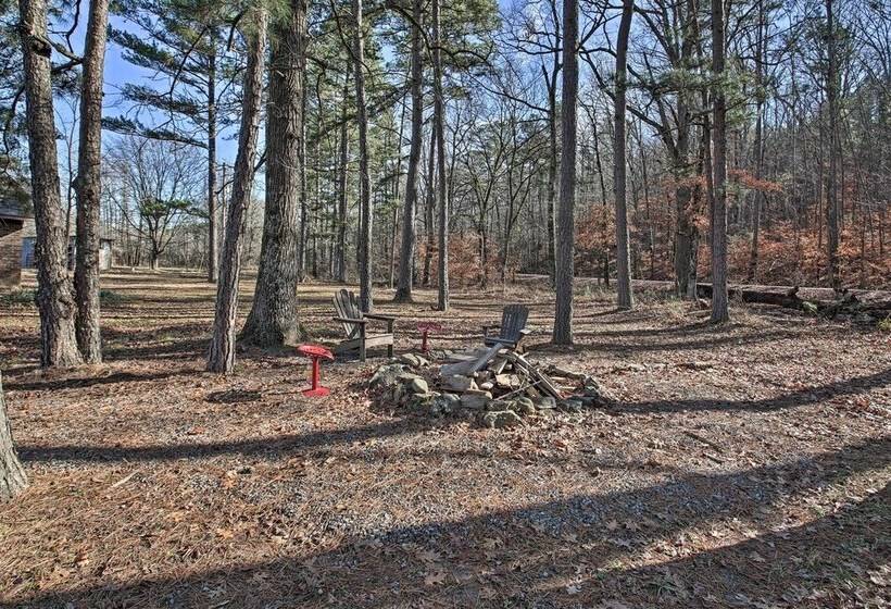 Secluded Boles Home Near River: Pets Welcome!