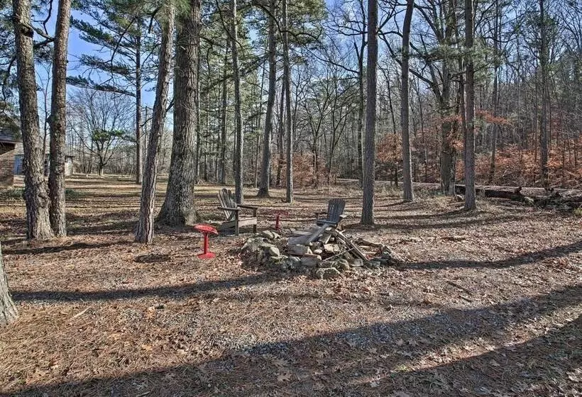 Secluded Boles Home Near River: Pets Welcome!