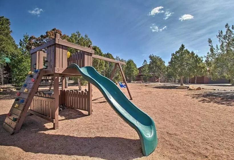 Close To Golf & Hiking: Show Low Family Cabin