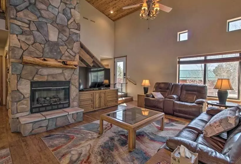 Close To Golf & Hiking: Show Low Family Cabin