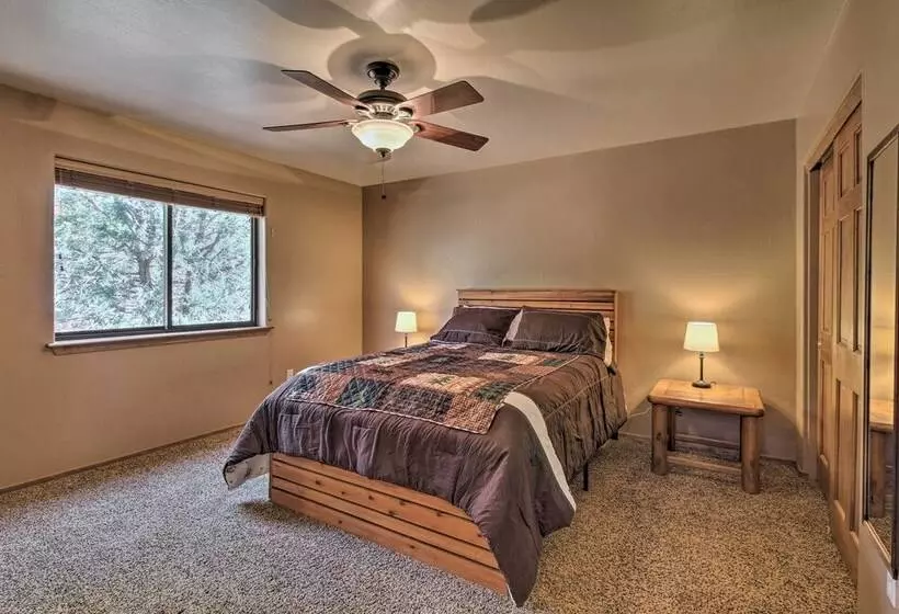 Close To Golf & Hiking: Show Low Family Cabin