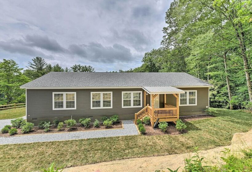 Spacious Blue Ridge Abode W/ Private Pond!