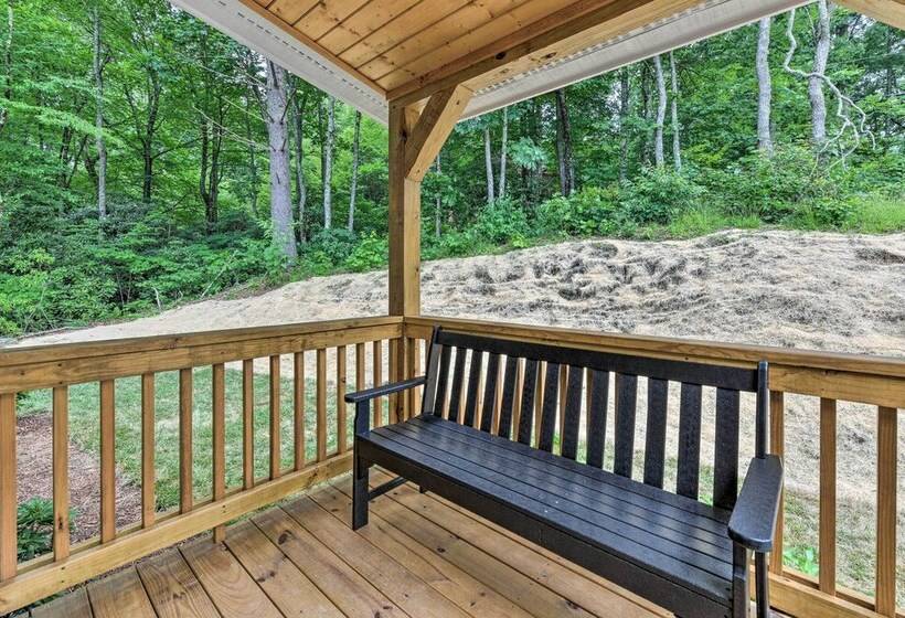 Spacious Blue Ridge Abode W/ Private Pond!