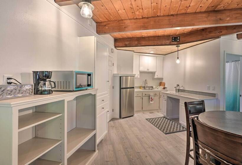 Deck & Grill: Camino Home In Wine Country!