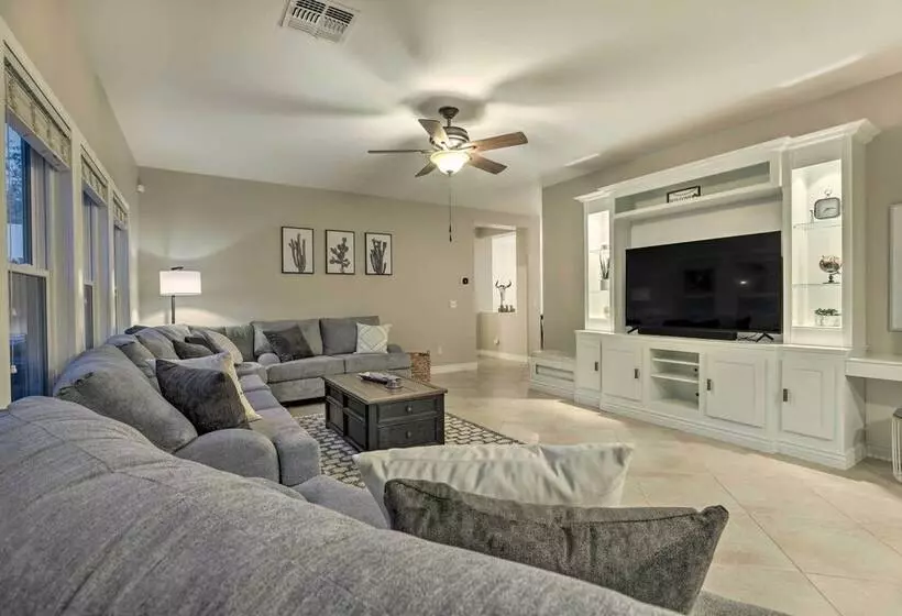 Spacious Gilbert Escape W/ Pool & Hot Tub!