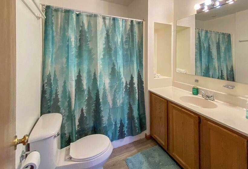 The Overlook  In Massanuttens All Season Resort