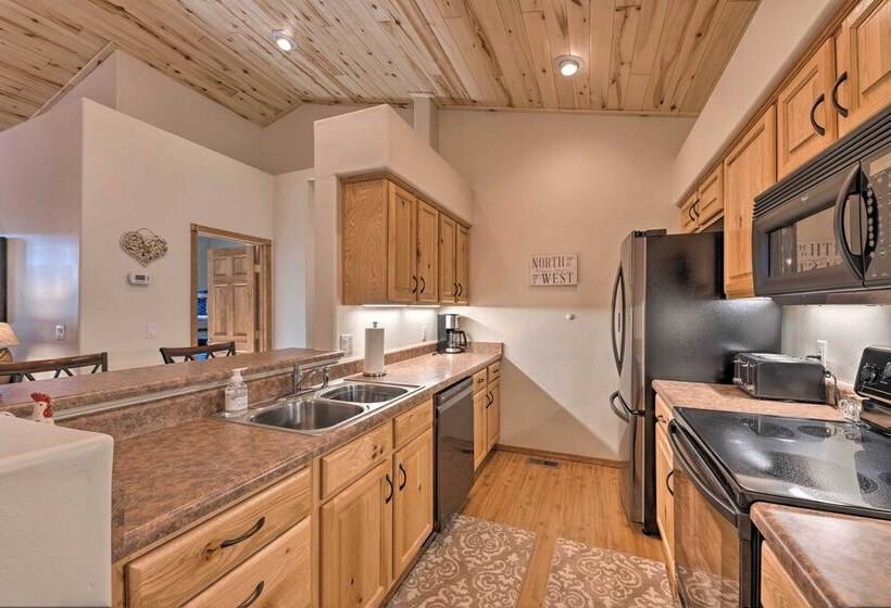 Show Low Cabin In Torreon Golf Resort W/ Grill!