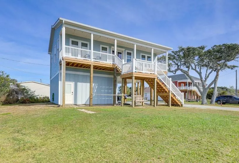 Waterfront Home W/ Sunset & Lighthouse Views